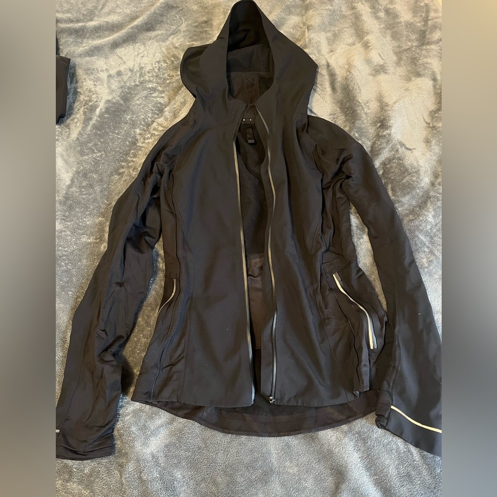 Women’s Lululemon jacket